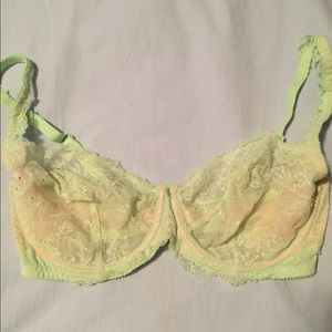 Victoria’s Secret Unlined Demi Lace Bra. 34DD